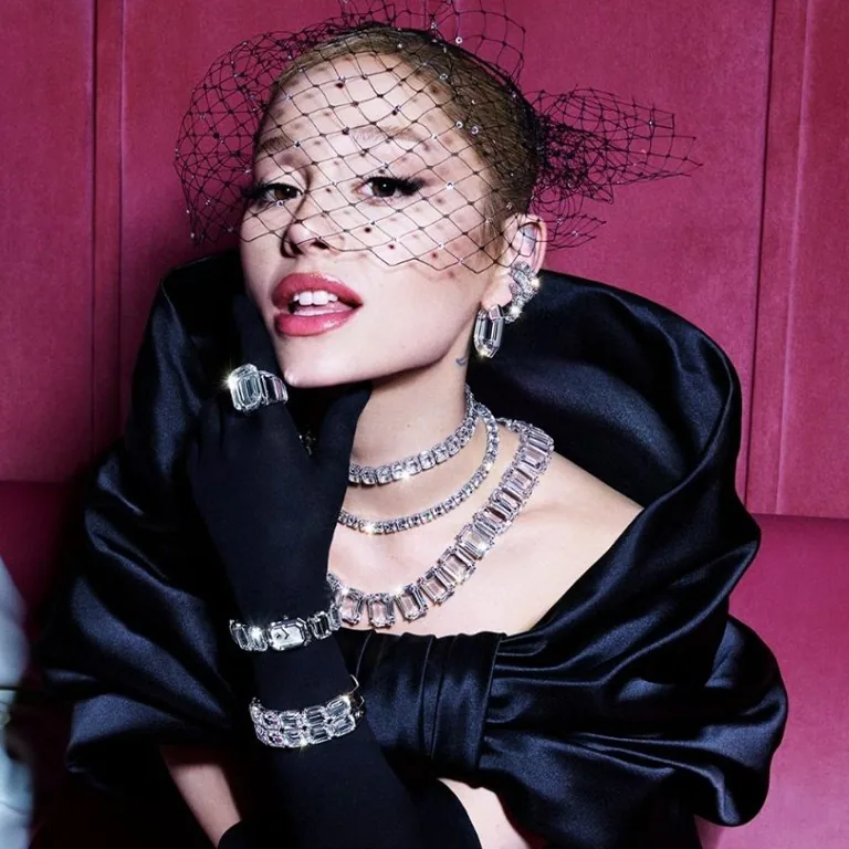 Ariana Grande’s Plastic Surgery Costs