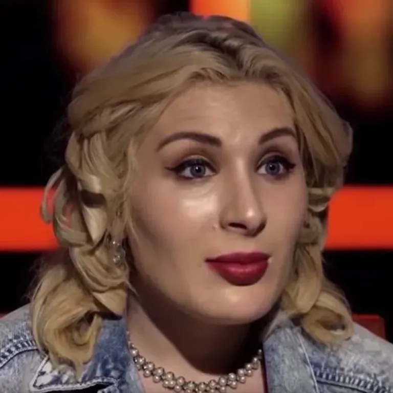 Laura Loomer Skin Glow