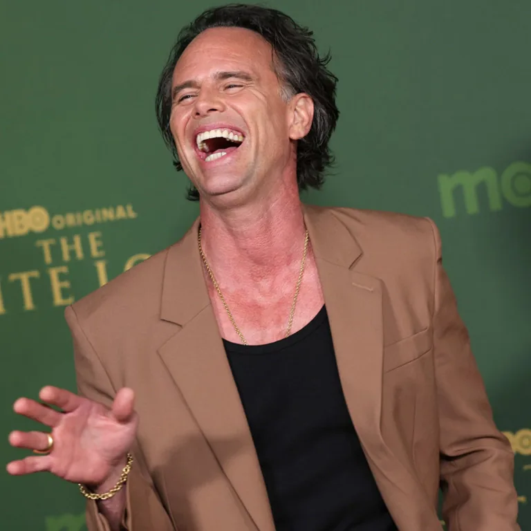 Are Walton Goggins’ Teeth Real or Prosthetic