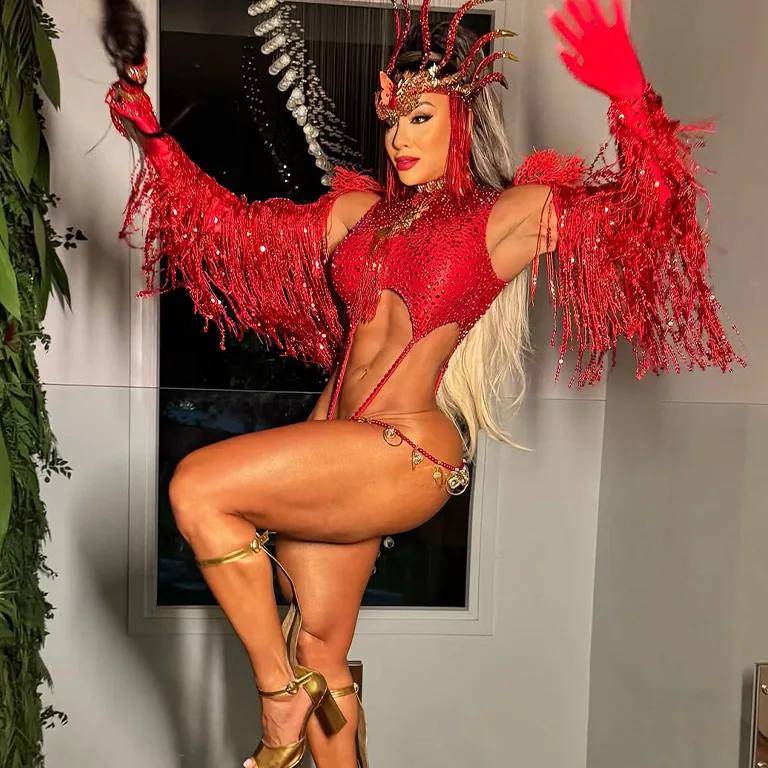 Juliana Salimeni Plastic Surgery