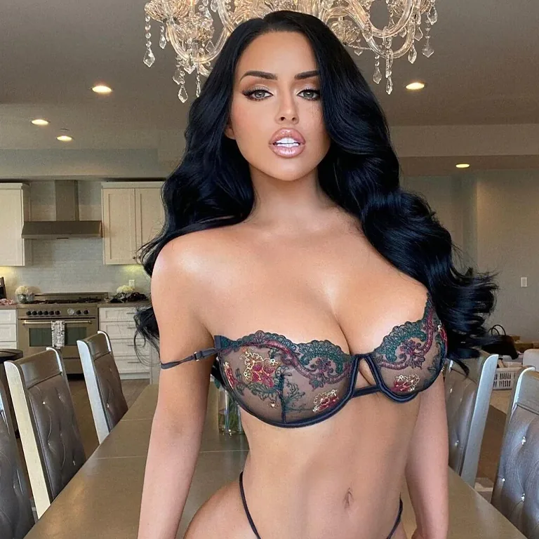 Abigail Ratchford The Queen of Instagram and the Hyper-Feminine Aesthetic