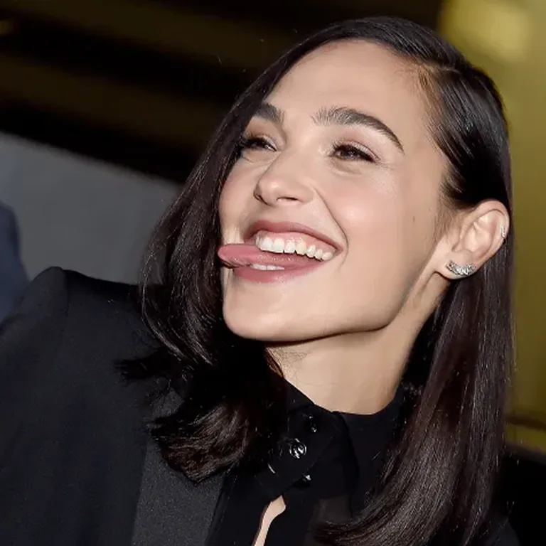 What Makes Her Smile So Captivating An Aesthetic Analysis