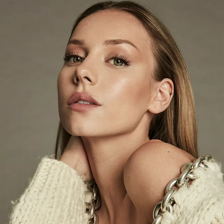 Ester Exposito Lip Fillers