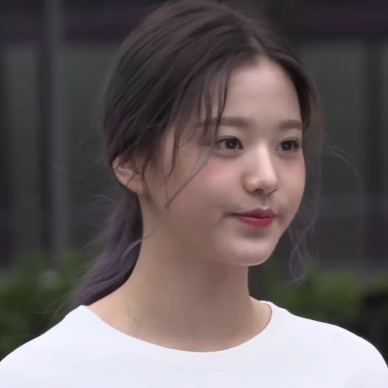 Jang Won-young Before and After