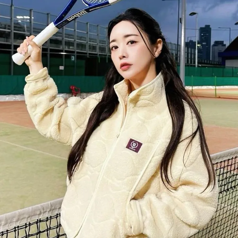 Chinese Fan Bingbing Lookalike