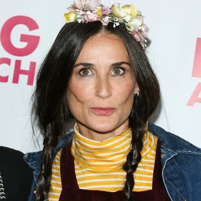 Demi Moore’s $500,000 Plastic Surgery Rumors What the Experts Say