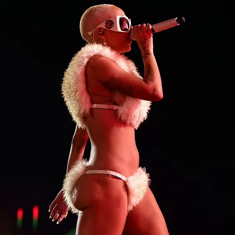 Doja Cat Body Transformation Surgery vs. Fitness