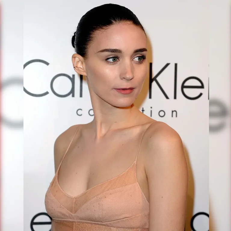Rooney Mara 2026 Oscars Red Carpet Fans React to Her New Look