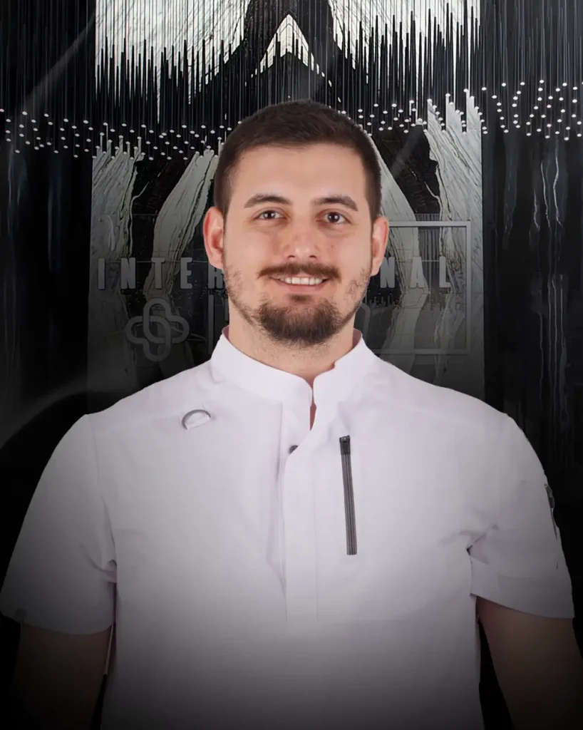 Dr. Berkay Işık